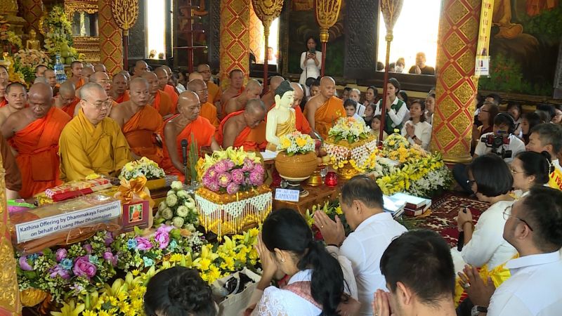 Lễ hội Dâng Y Cà Sa – sắc màu văn hóa Khmer ở Sóc Trăng